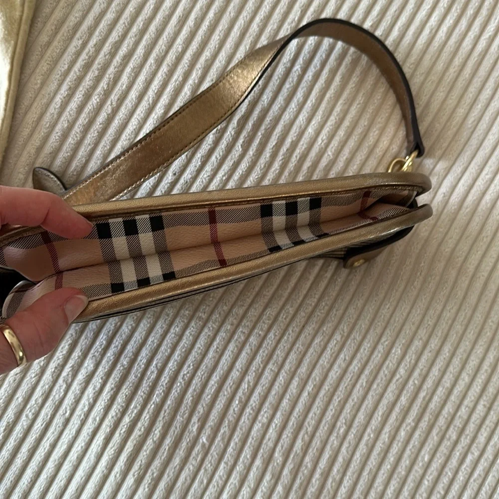 Burberry Lollard Shoulder/Clutch Bag - Picture 6 of 14